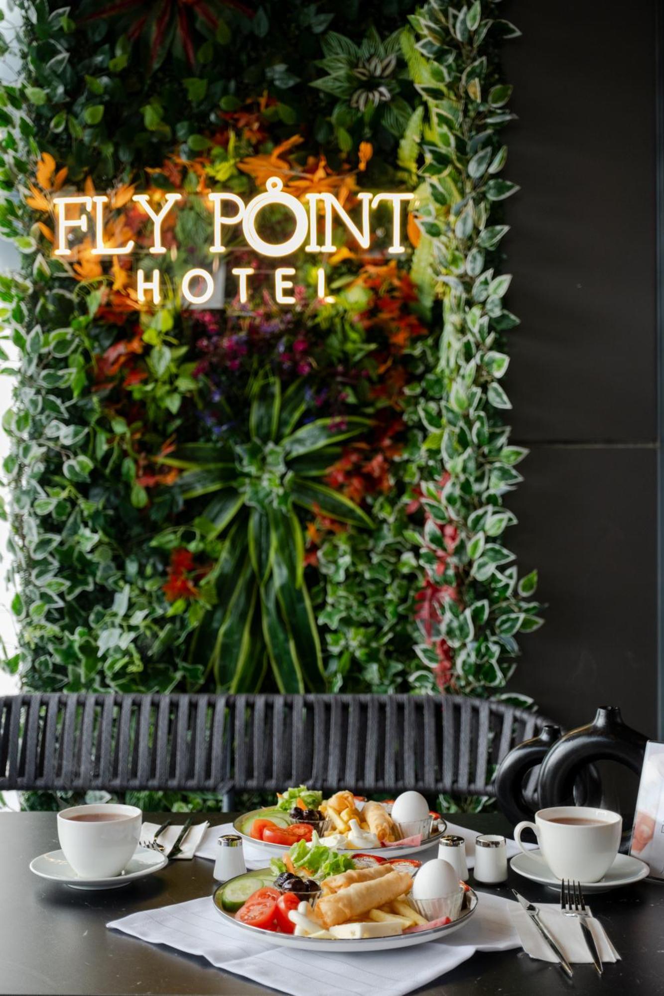 Fly Point Airport Hotel Arnavutkoy Buitenkant foto